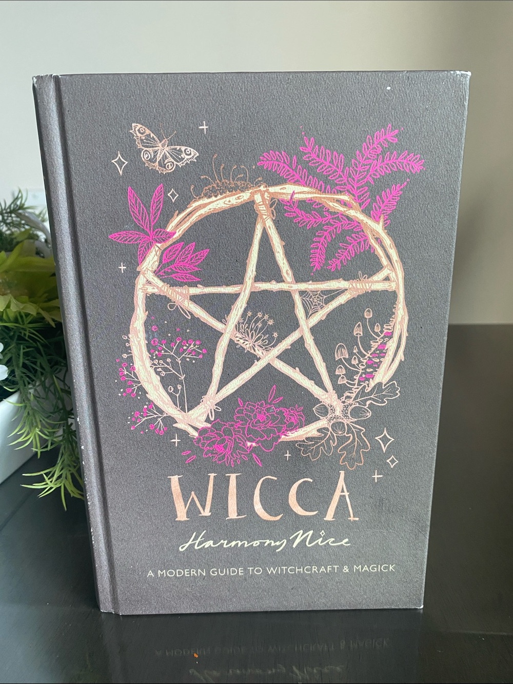 New🌈 Wicca Harmony Nice Book modern guide to witchcraft & magic